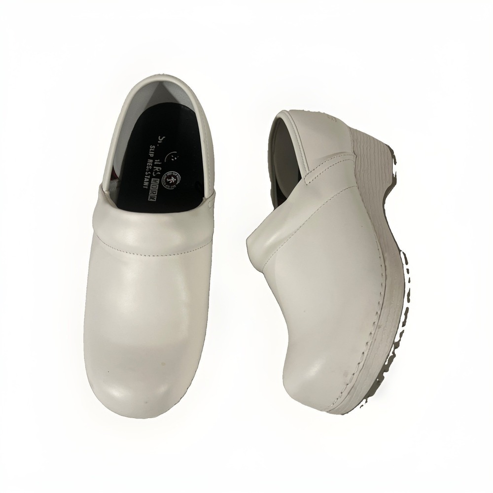 Skechers Work Clogs Size 11 Women SR-Candaba Model # 77227 White